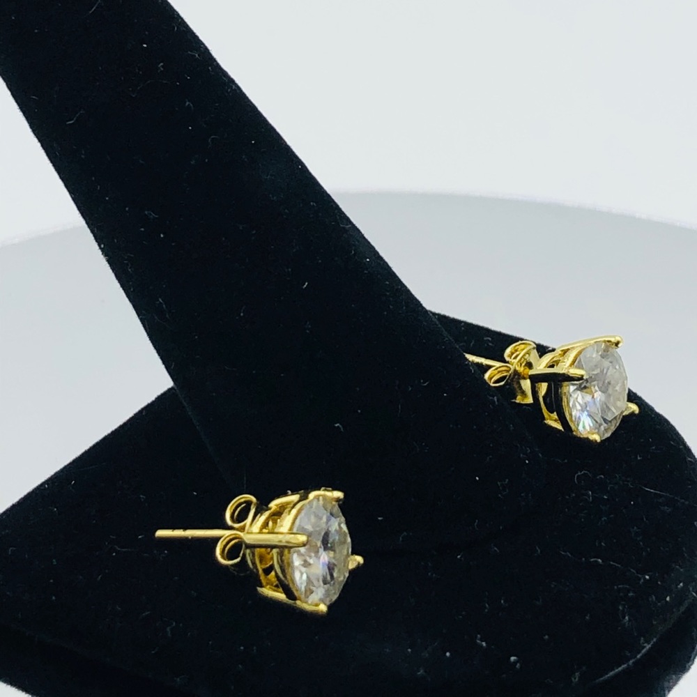 4 tcw D, VVS1 Moissanite Stud Earrings - Picture 4 of 16